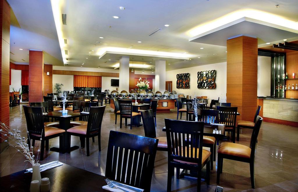 Aston Tanjung City Hotel Luaran gambar